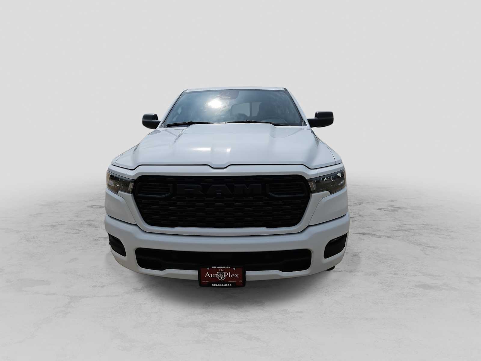 Thumbnail: 2026 RAM 1500 - 3