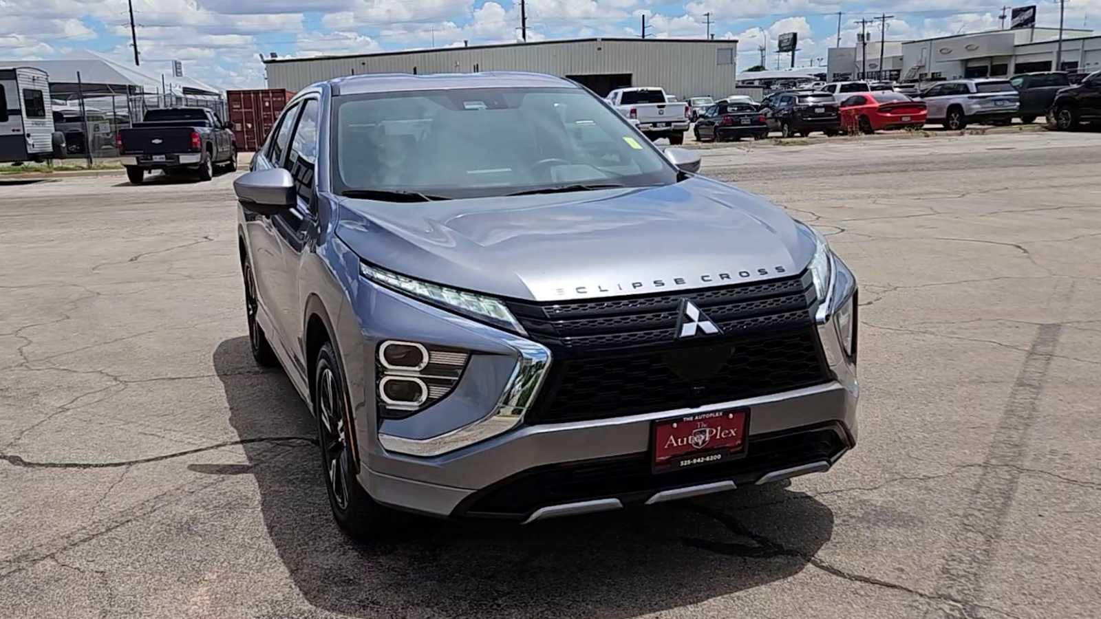 Thumbnail: 2024 Mitsubishi Eclipse Cross - 3