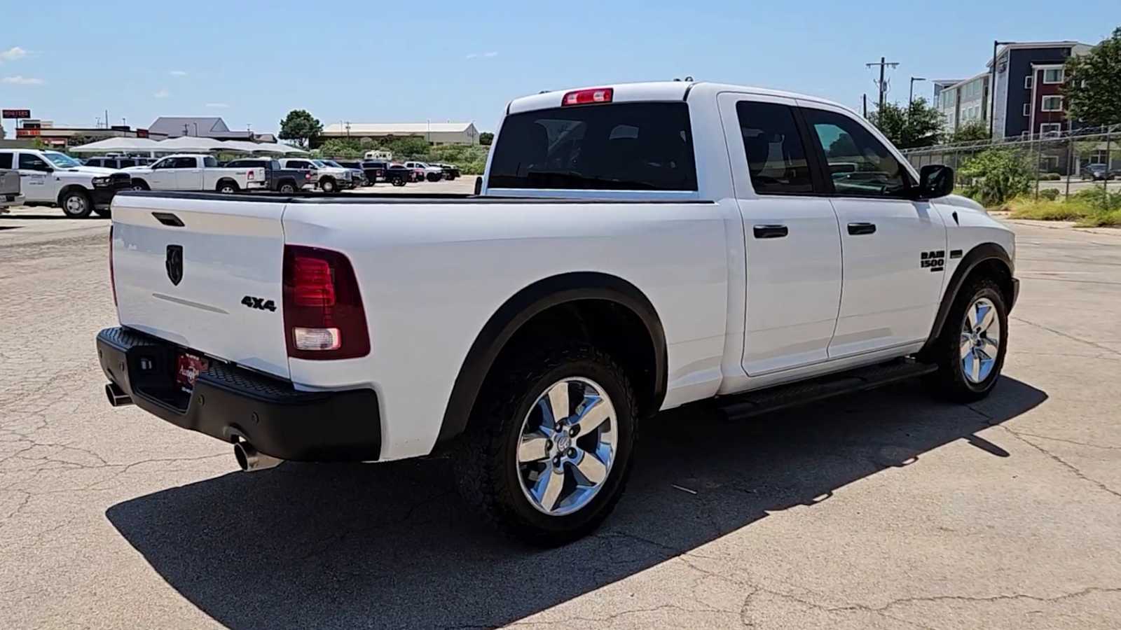 Thumbnail: 2021 RAM 1500 Classic - 8