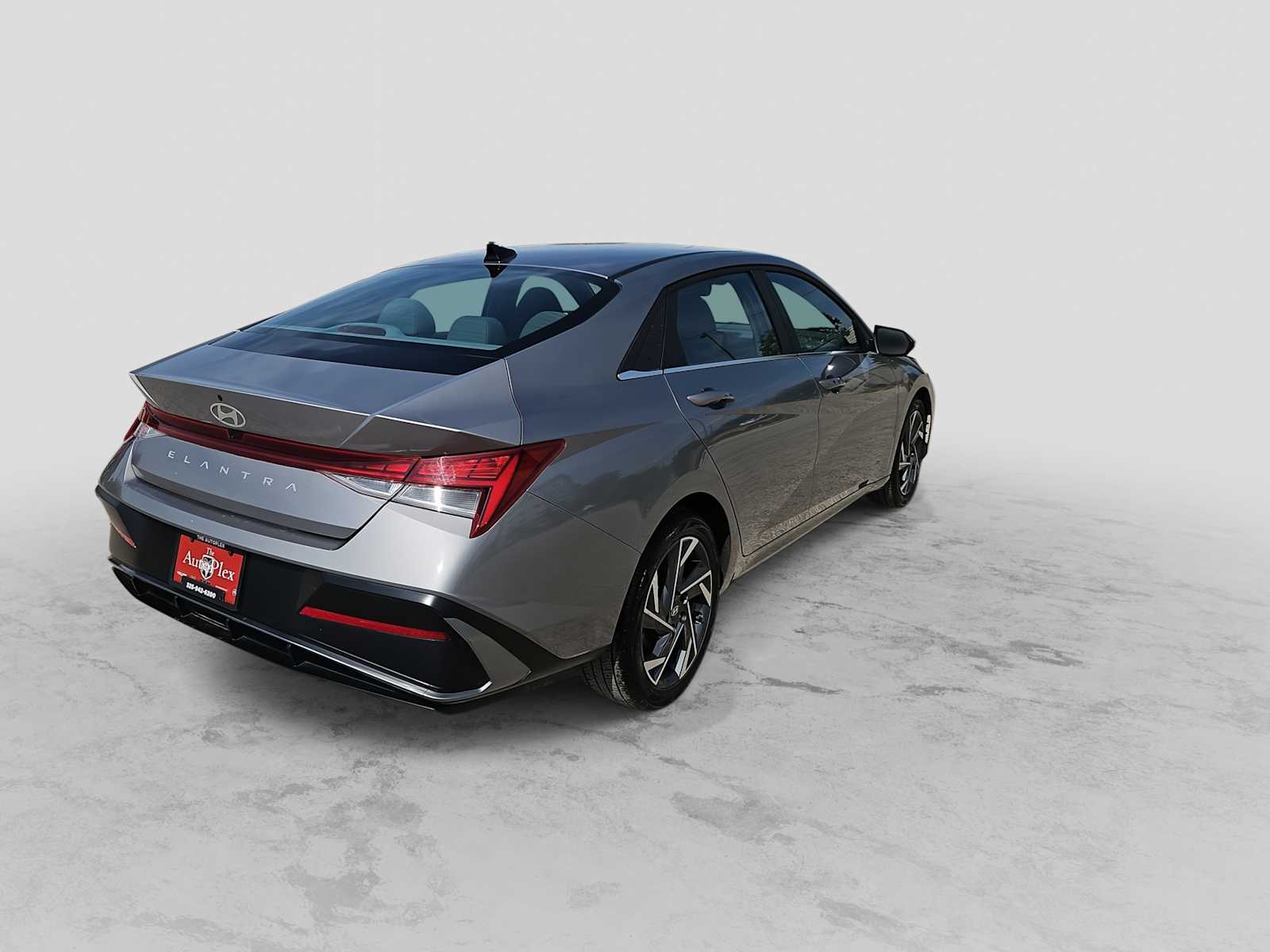Thumbnail: 2025 Hyundai Elantra - 8