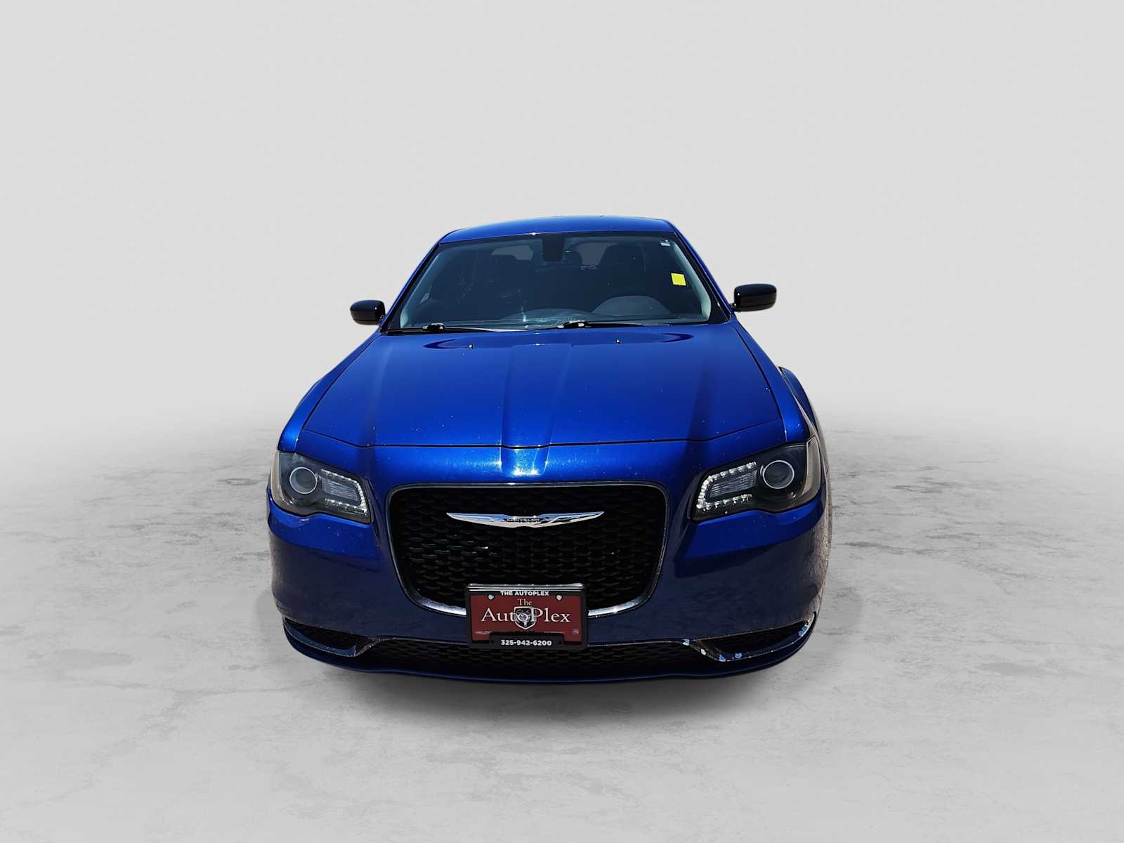 Thumbnail: 2019 Chrysler 300 - 3