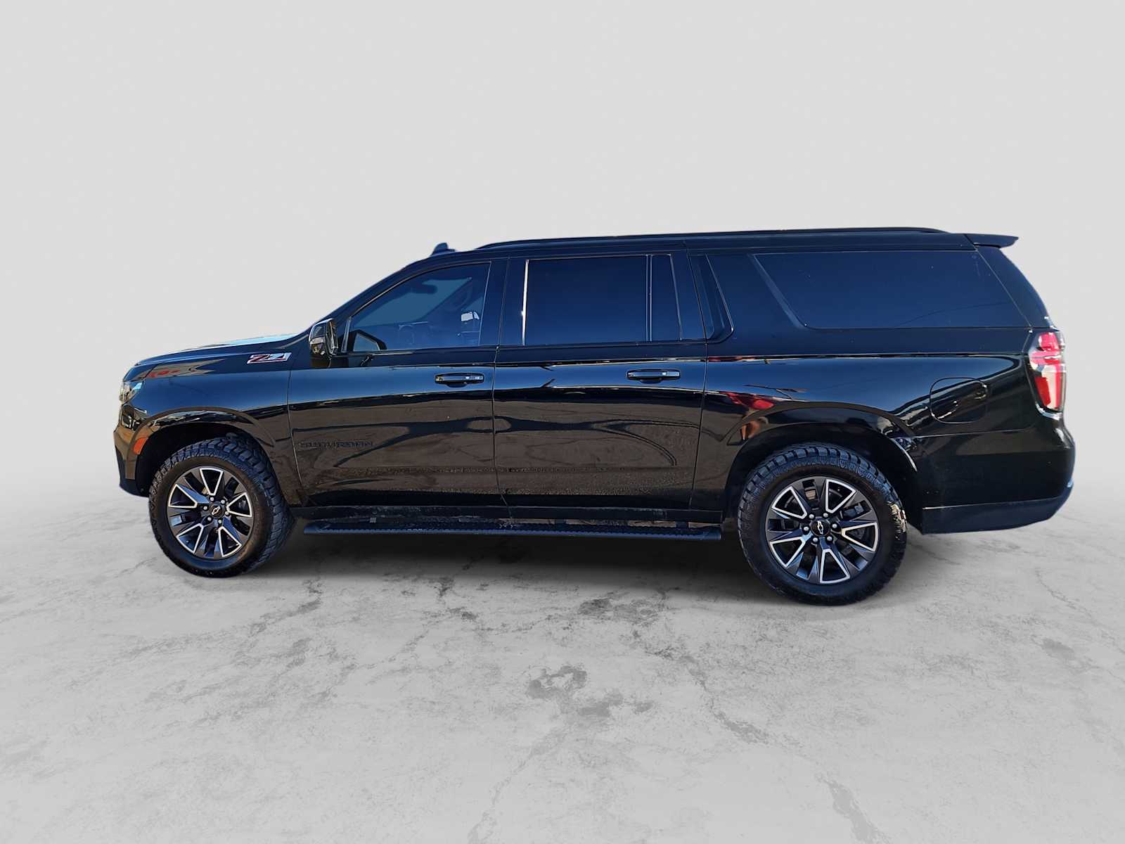 Thumbnail: 2021 Chevrolet Suburban - 2