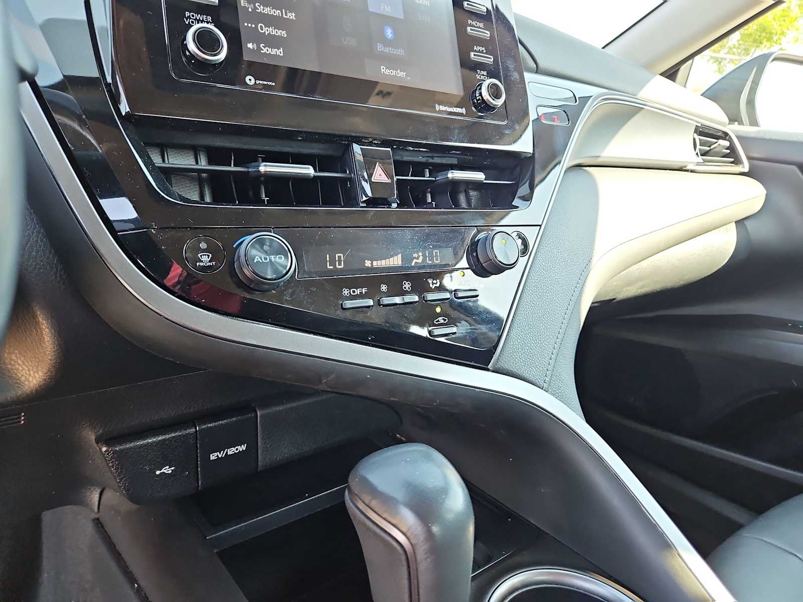 Thumbnail: 2023 Toyota Camry - 28