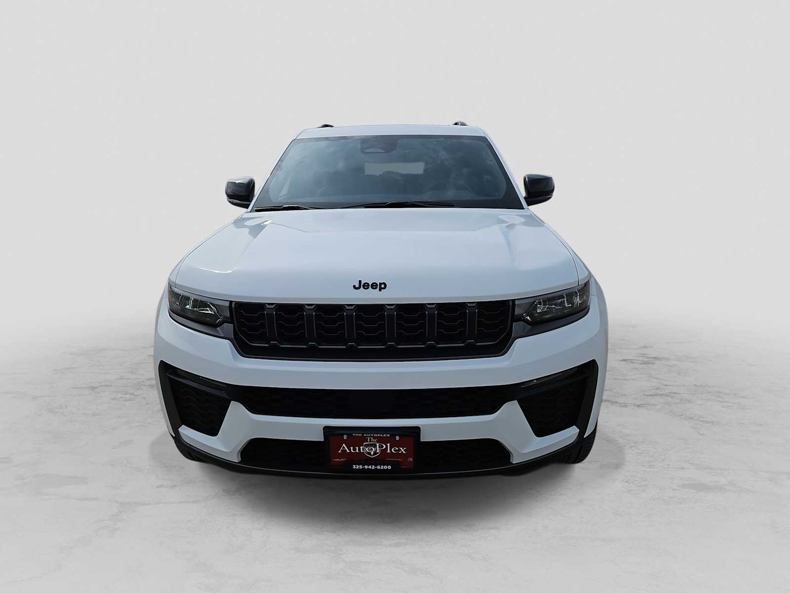 Thumbnail: 2026 Jeep Grand Cherokee - 3