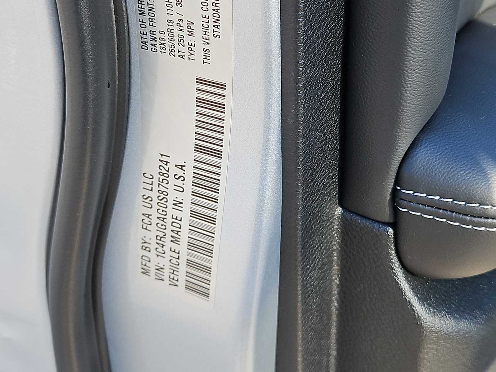 Thumbnail: 2025 Jeep Grand Cherokee - 25