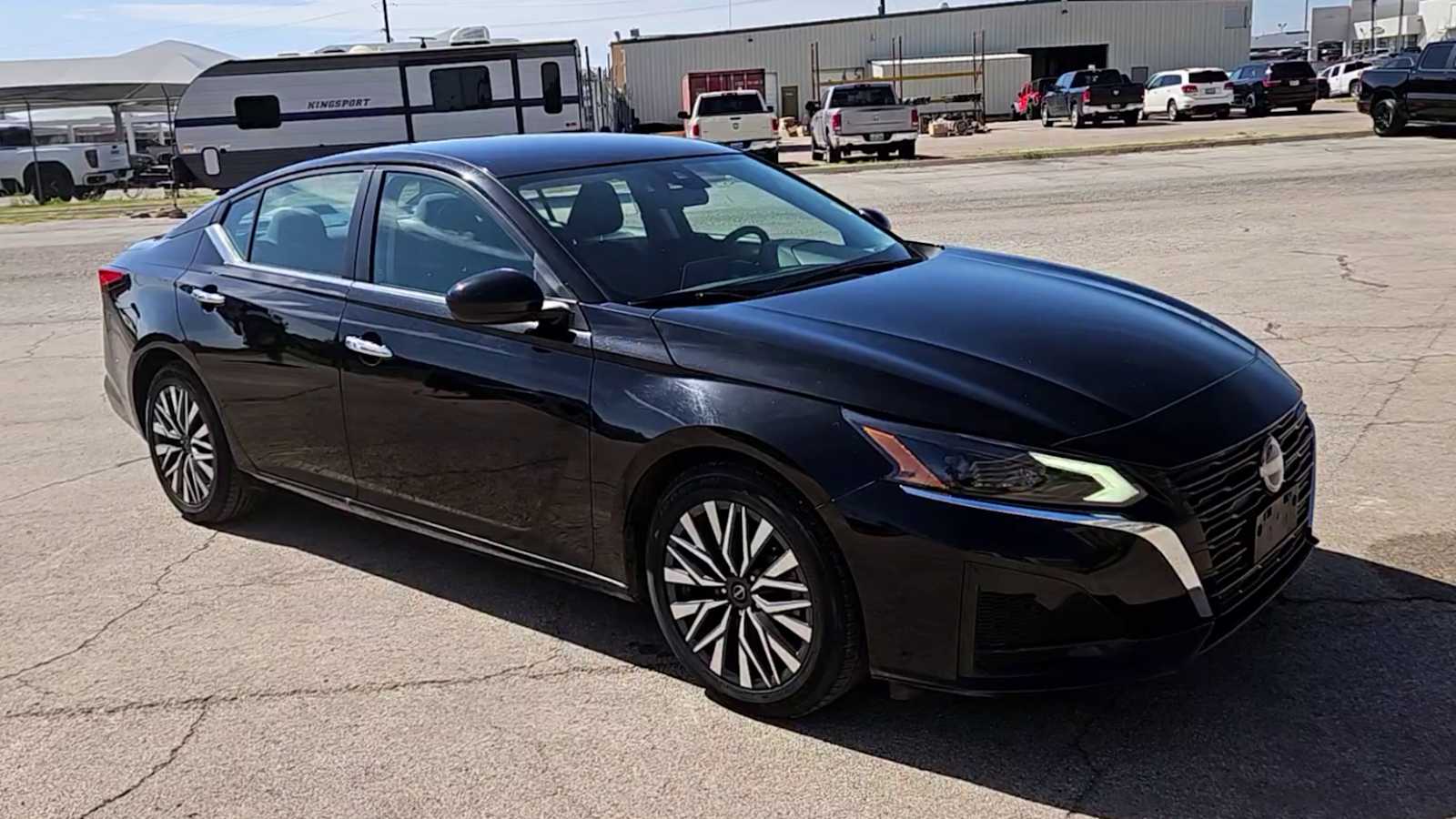 Thumbnail: 2023 Nissan Altima - 2