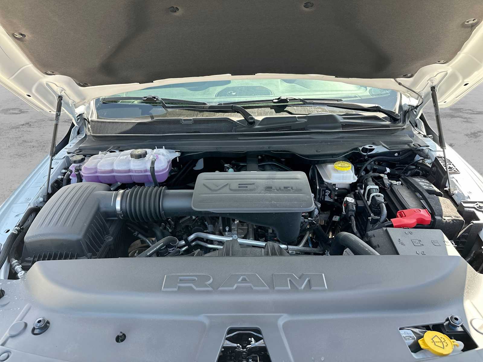 Thumbnail: 2026 RAM 1500 - 17