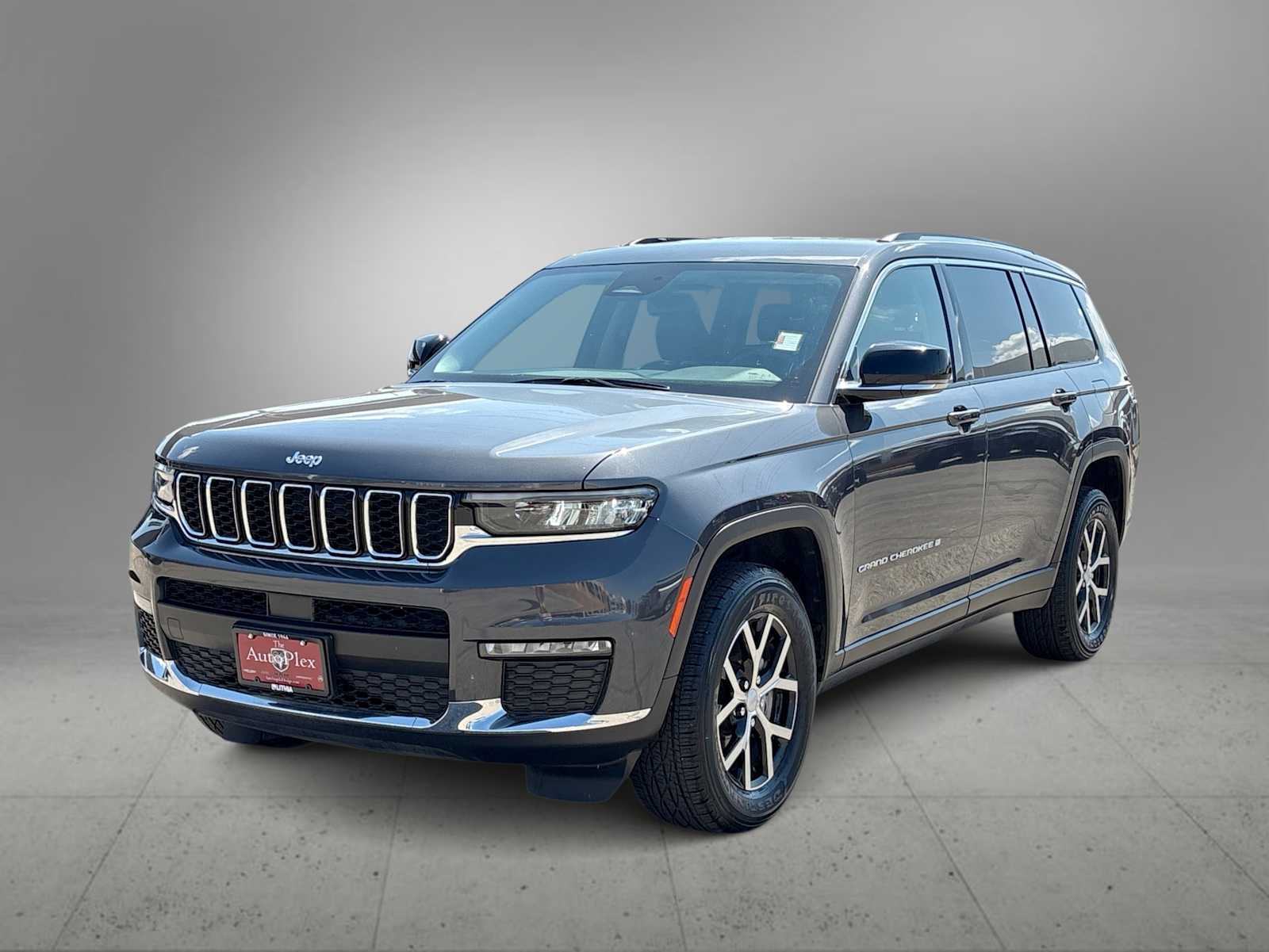 Thumbnail: 2023 Jeep Grand Cherokee - 1