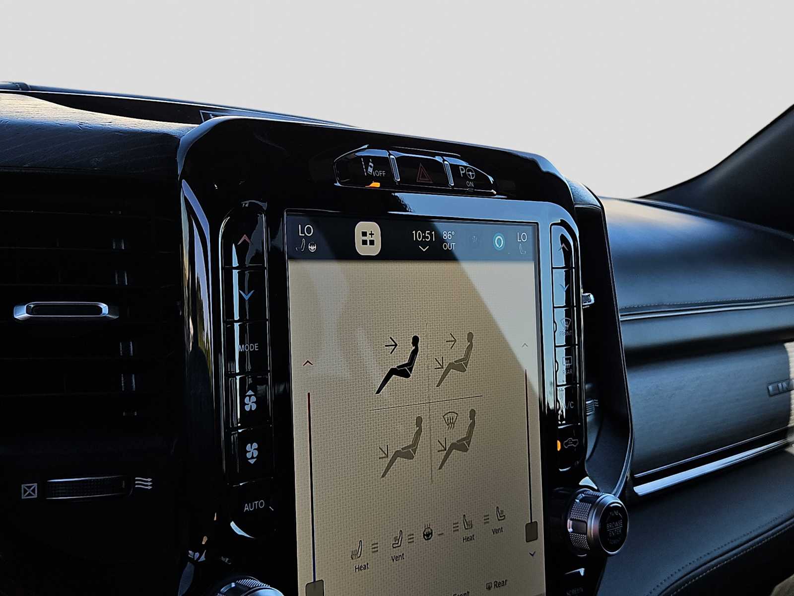 Thumbnail: 2022 RAM 1500 - 22