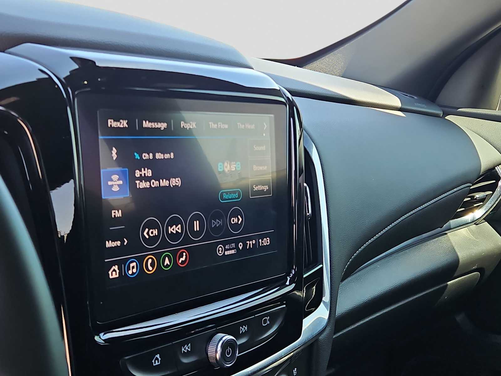 Thumbnail: 2023 Chevrolet Traverse - 24