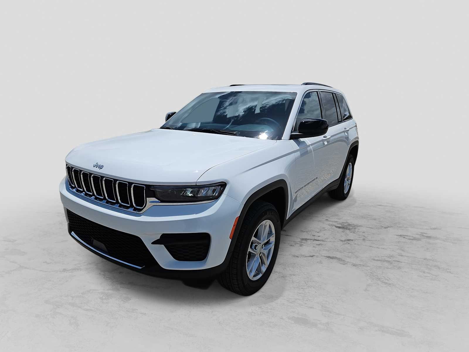 Thumbnail: 2026 Jeep Grand Cherokee - 4