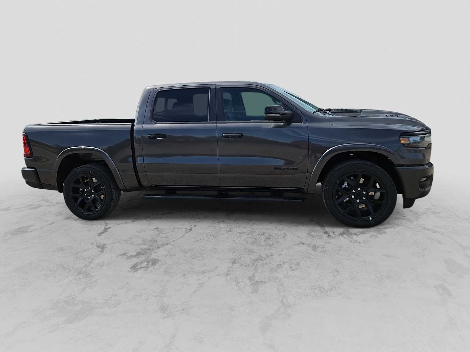 Thumbnail: 2026 RAM 1500 - 9