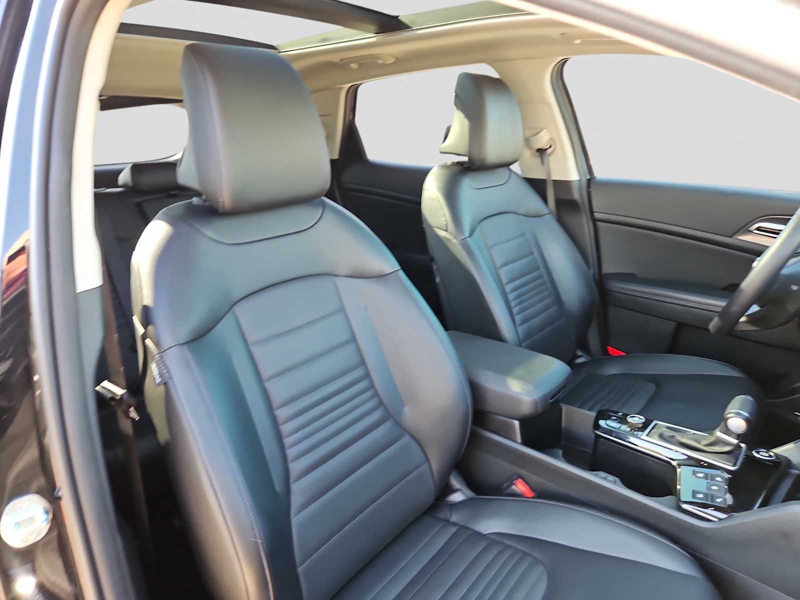 Thumbnail: 2024 Kia Sportage - 21