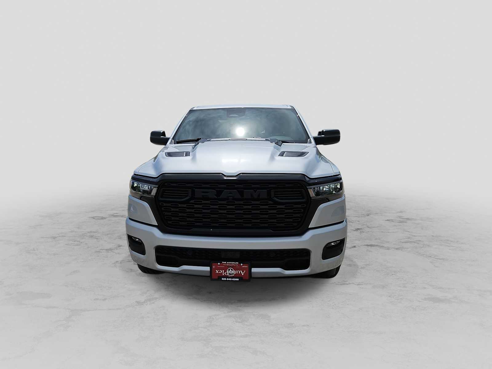 Thumbnail: 2026 RAM 1500 - 3