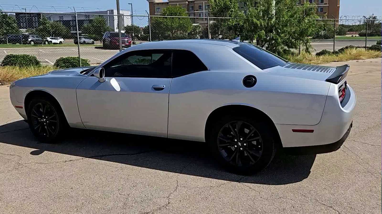 Thumbnail: 2021 Dodge Challenger - 5