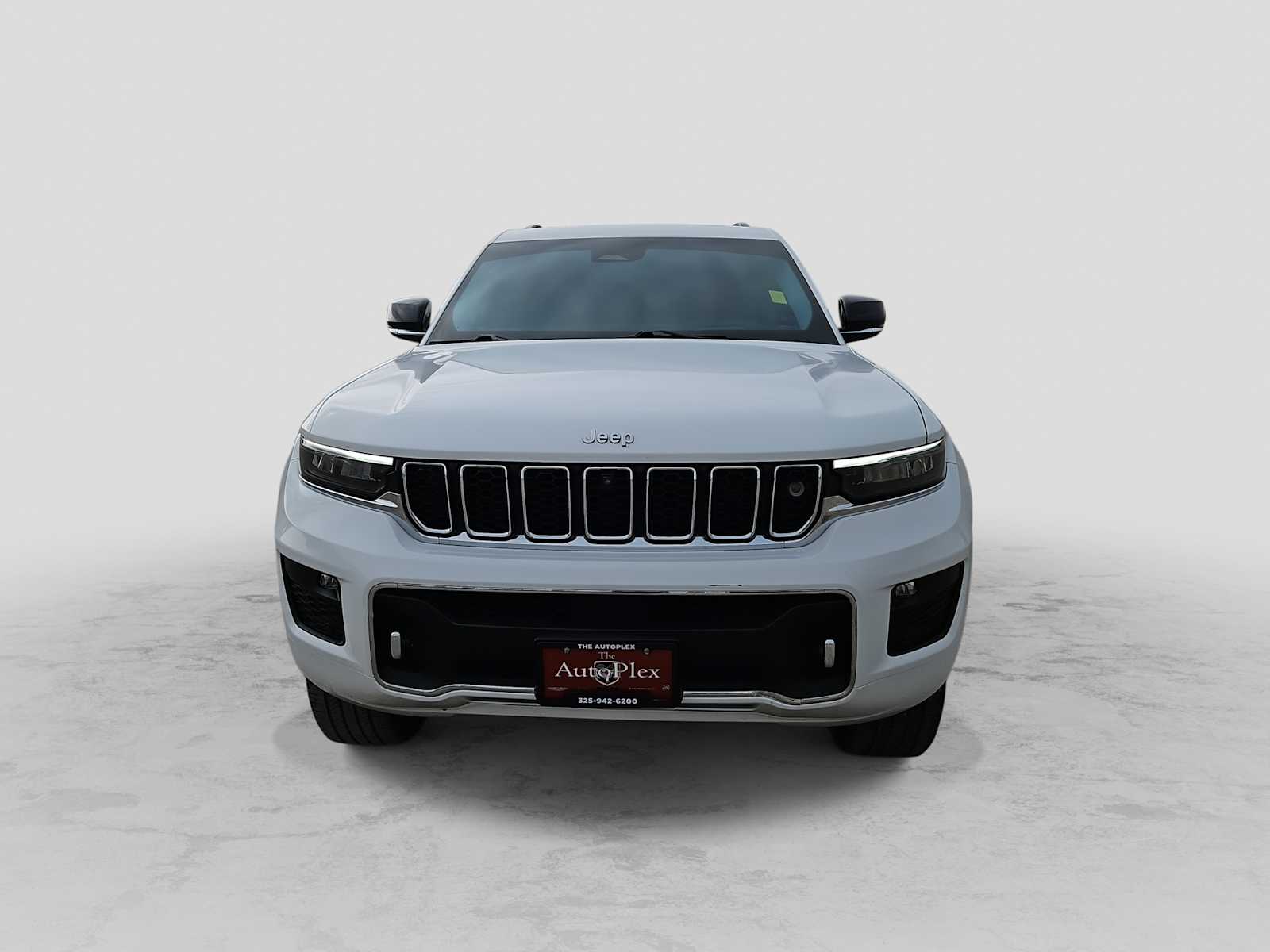 Thumbnail: 2022 Jeep Grand Cherokee - 3