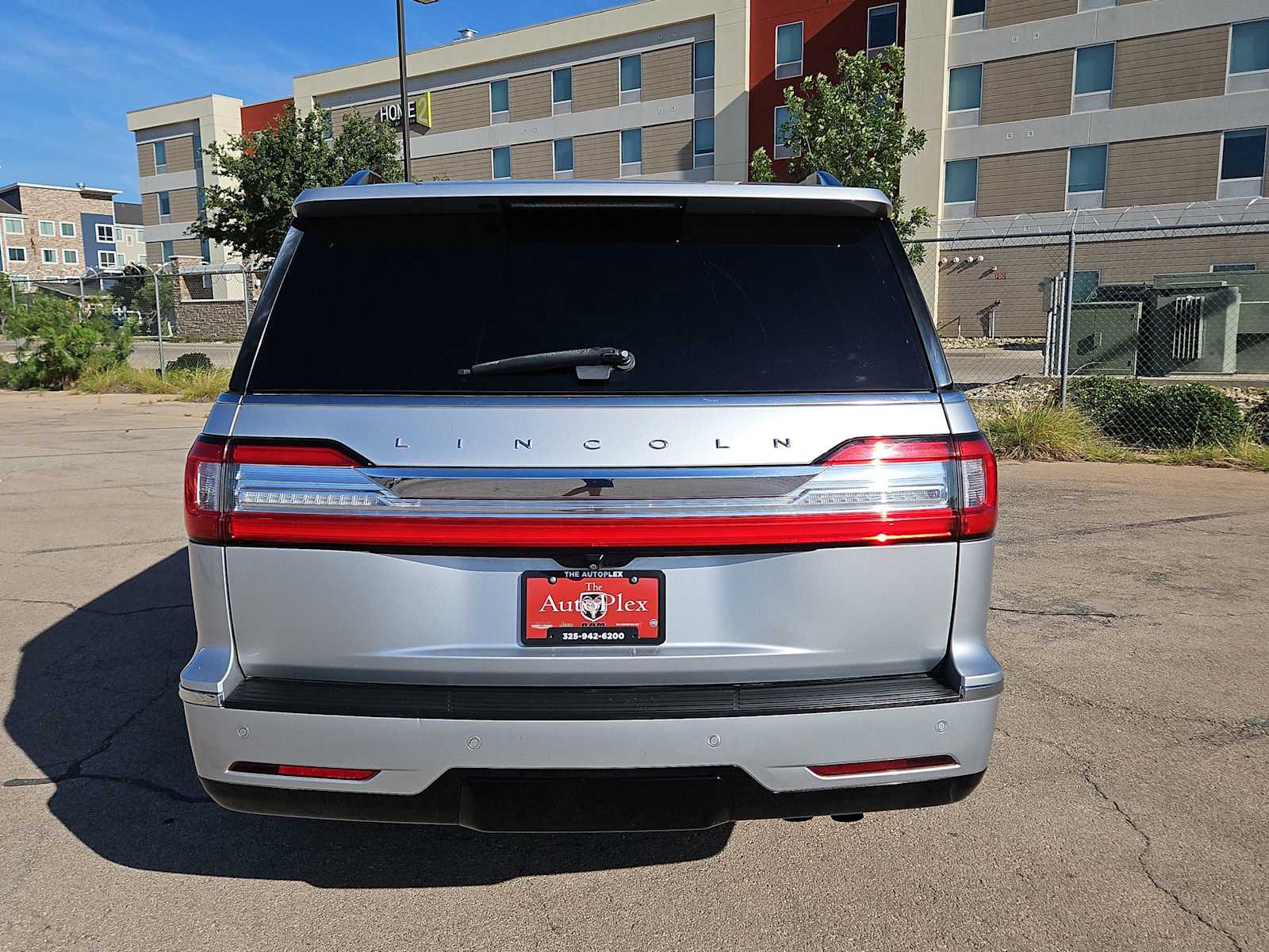 Thumbnail: 2018 Lincoln Navigator - 13