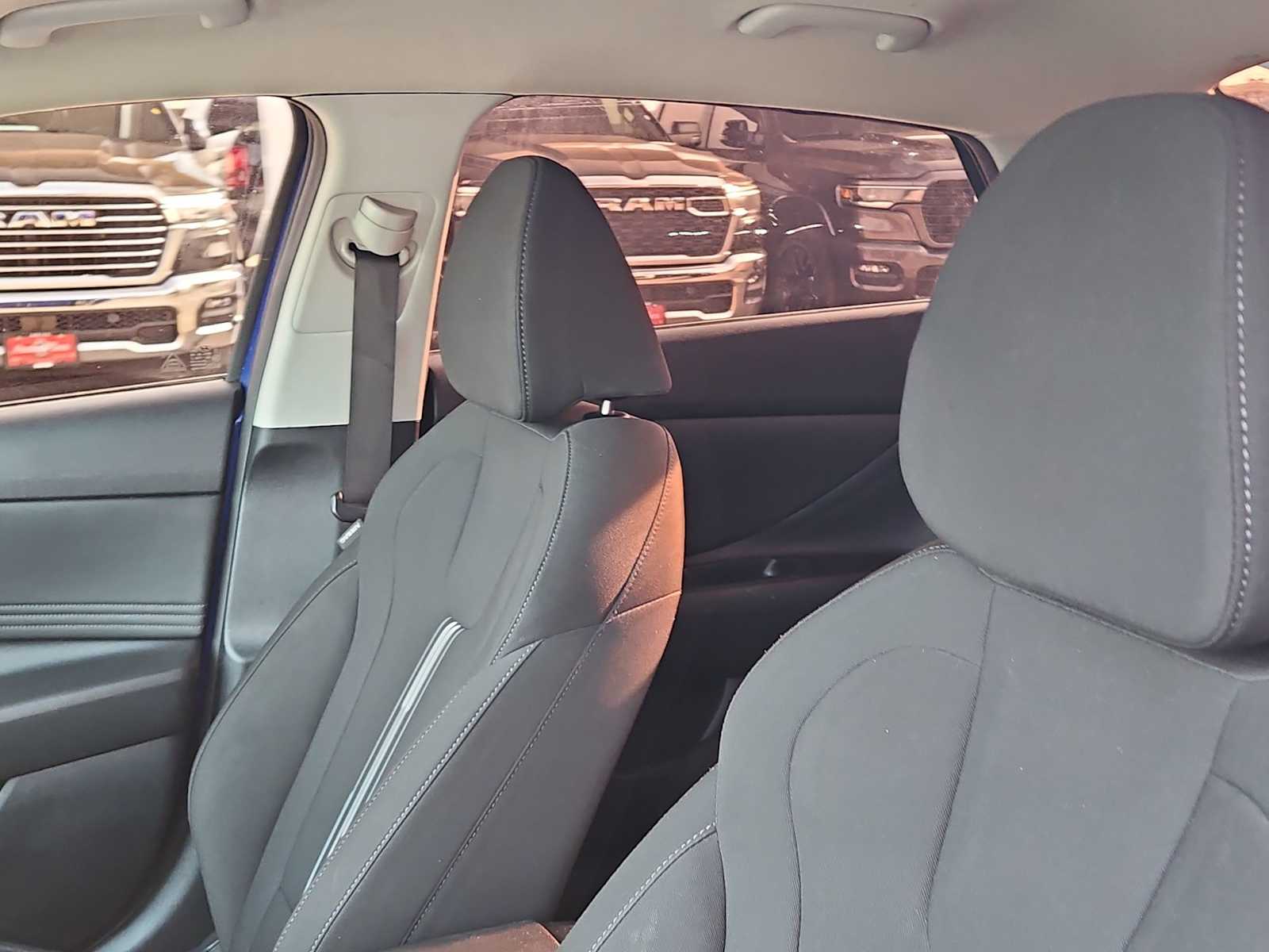 Thumbnail: 2023 Hyundai Elantra - 18