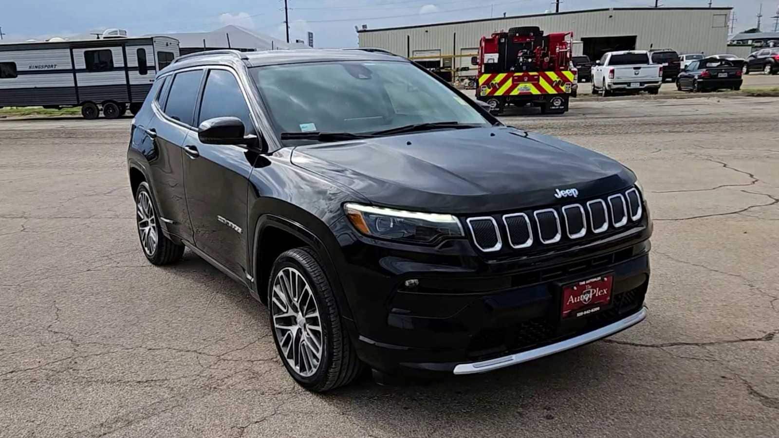 Thumbnail: 2022 Jeep Compass - 2