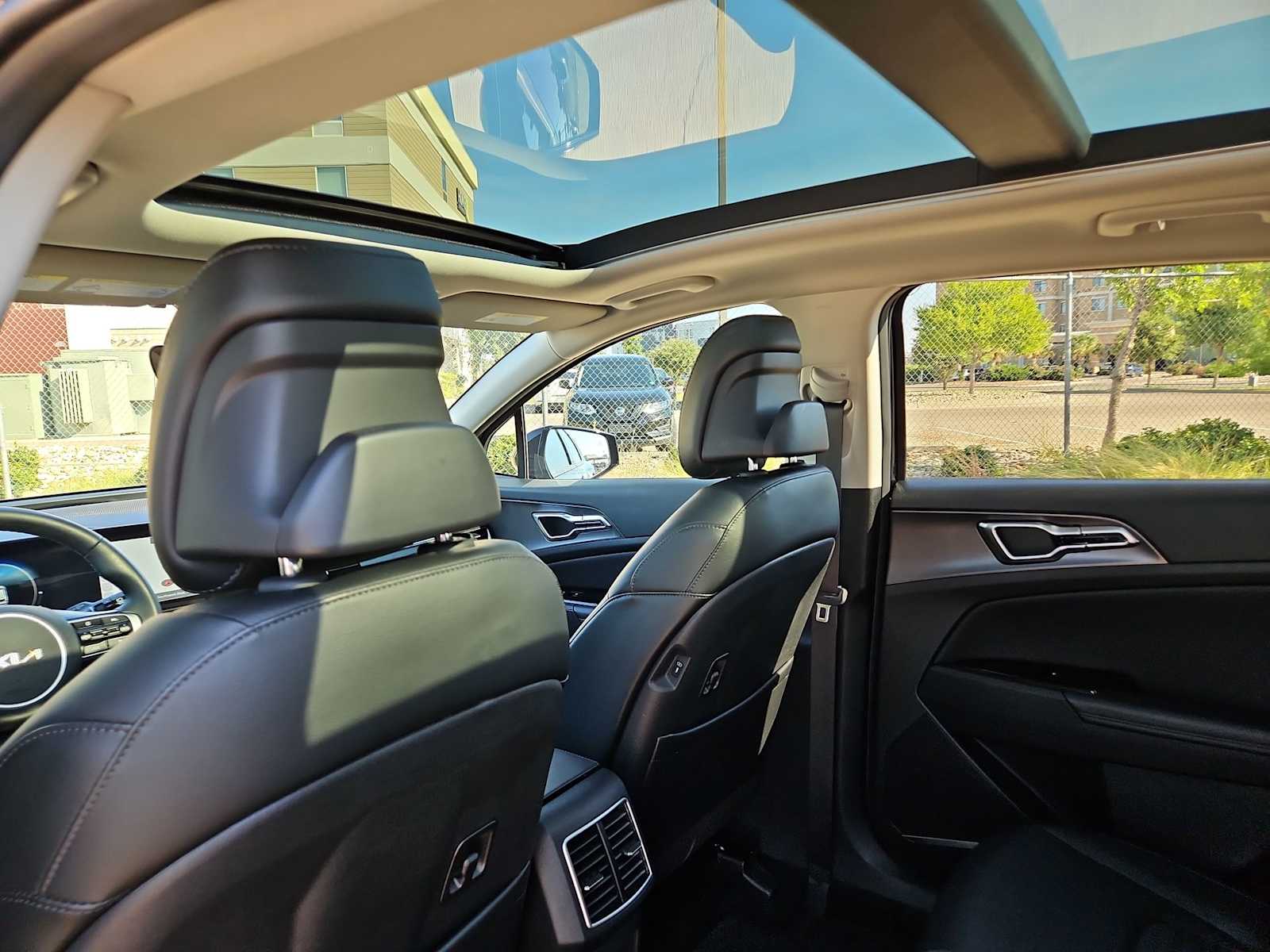 Thumbnail: 2024 Kia Sportage - 18