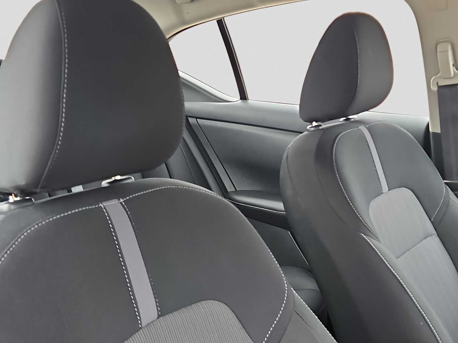 Thumbnail: 2025 Nissan Sentra - 18