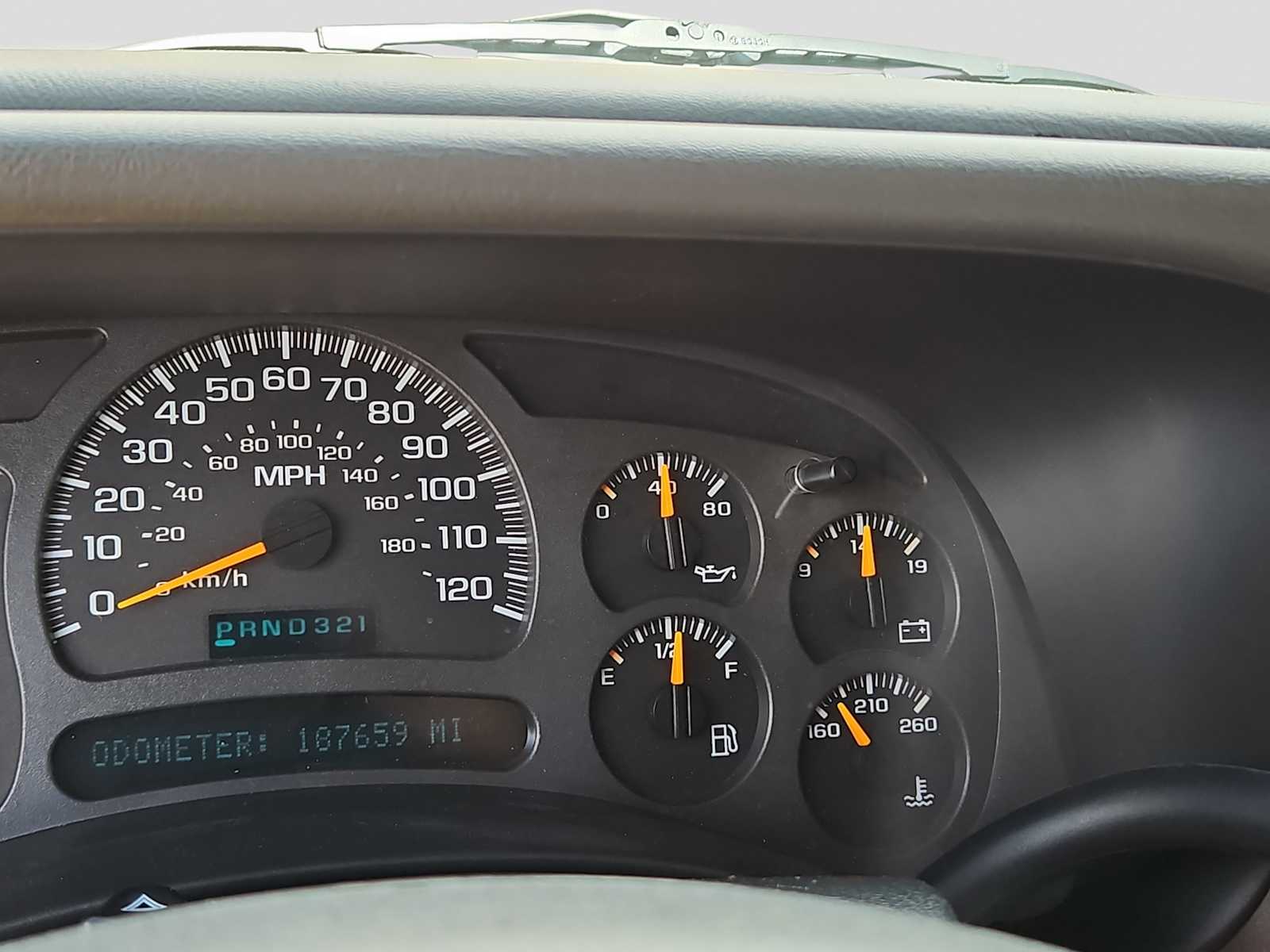 Thumbnail: 2003 Chevrolet Tahoe - 19