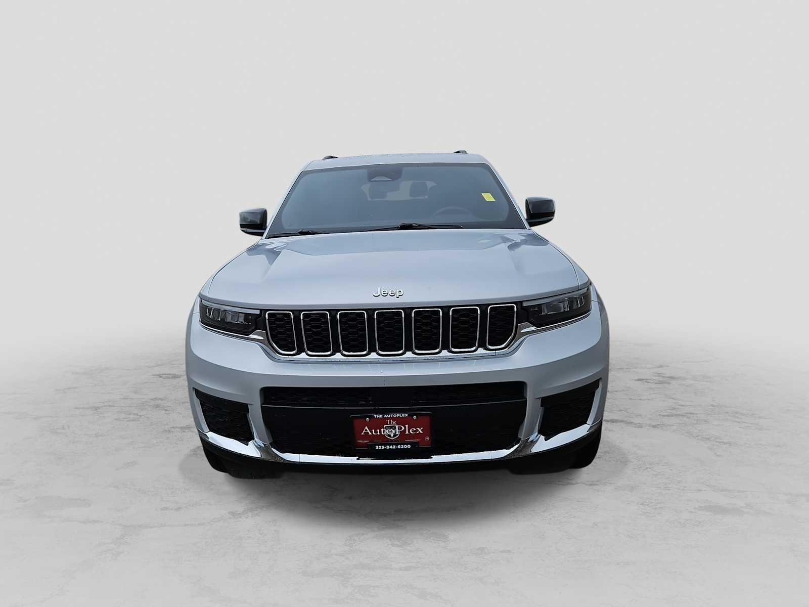 Thumbnail: 2025 Jeep Grand Cherokee L - 3