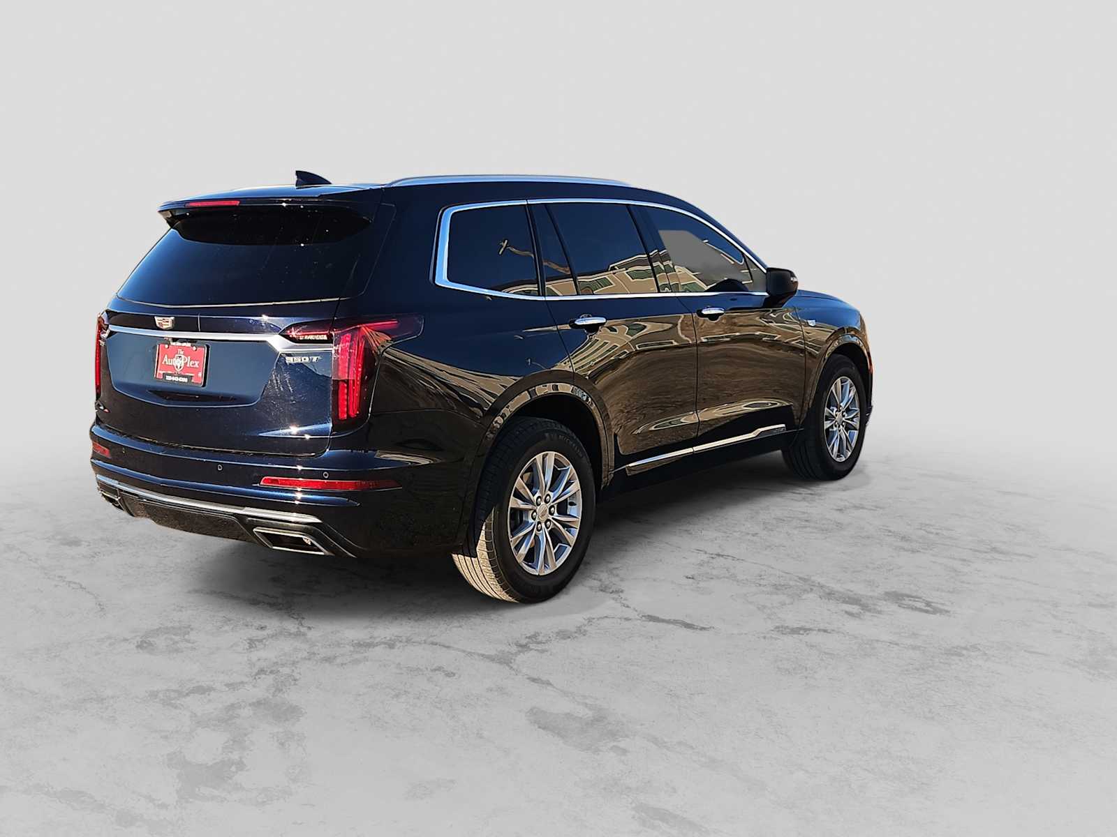 Thumbnail: 2022 Cadillac XT6 - 8