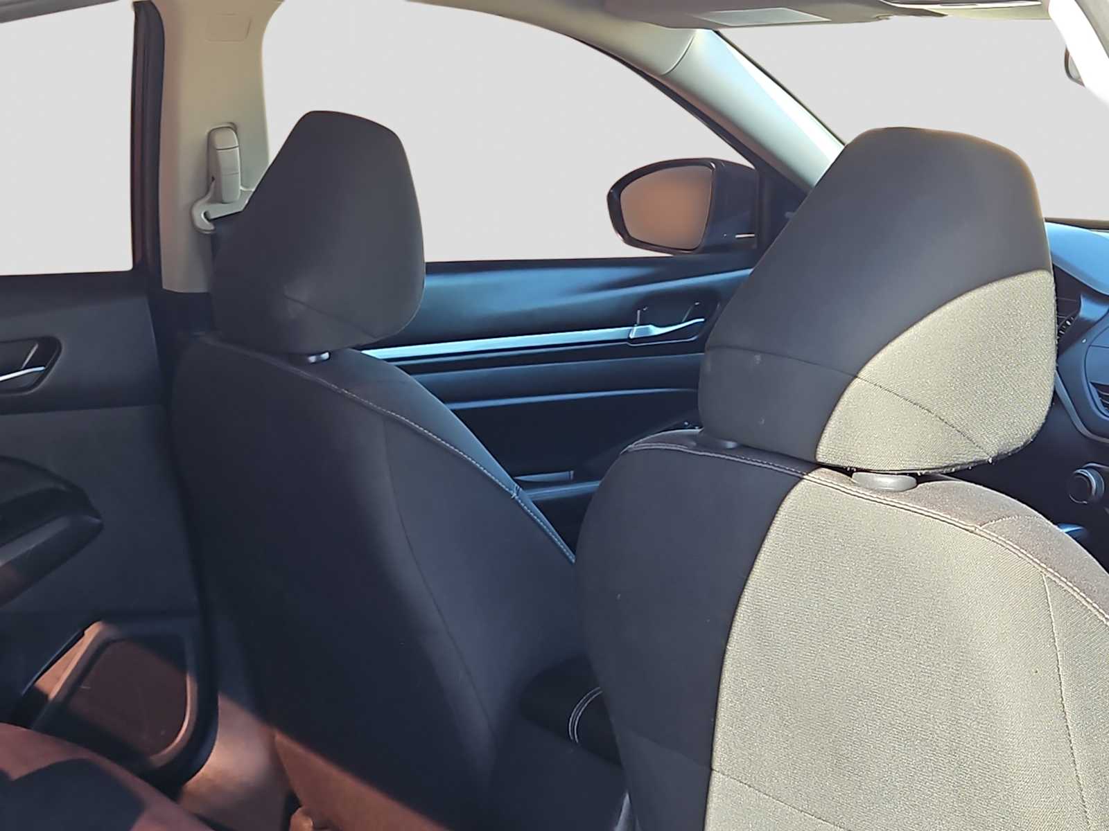 Thumbnail: 2022 Nissan Altima - 17