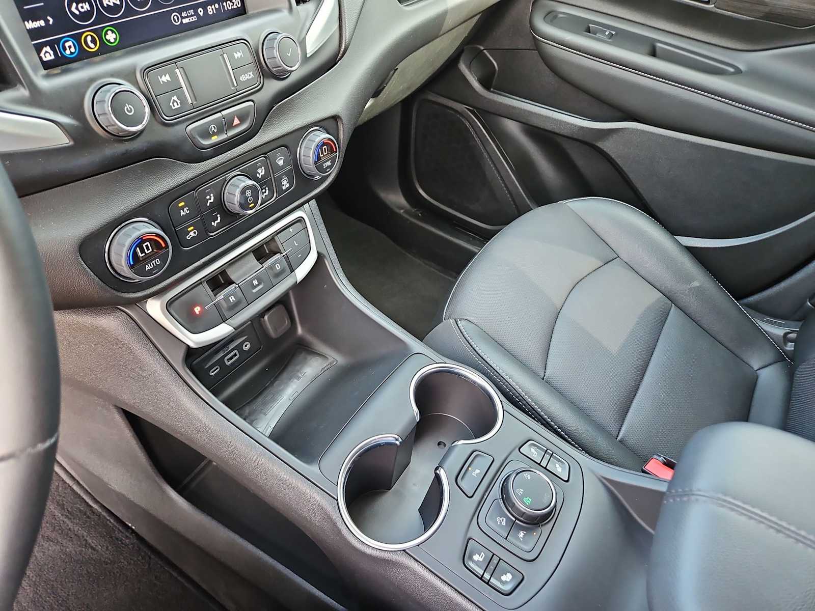 Thumbnail: 2024 GMC Terrain - 24