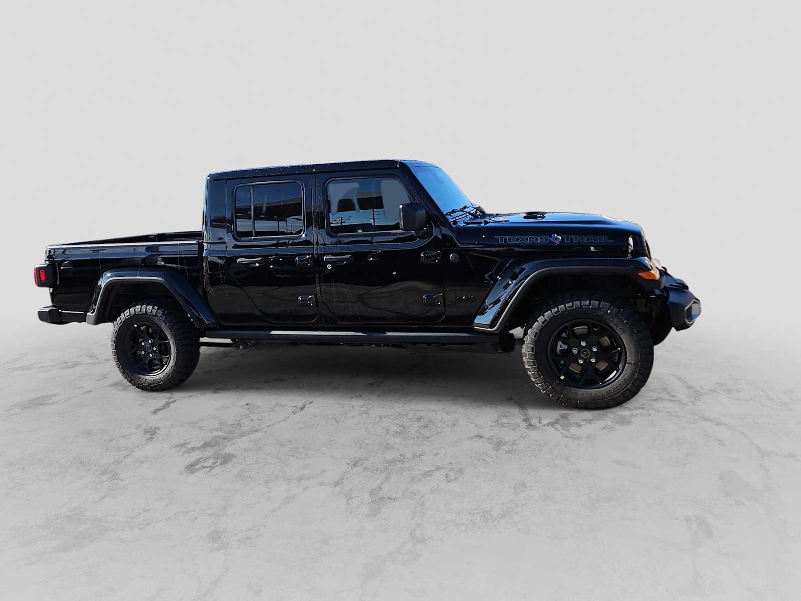Thumbnail: 2026 Jeep Gladiator - 9
