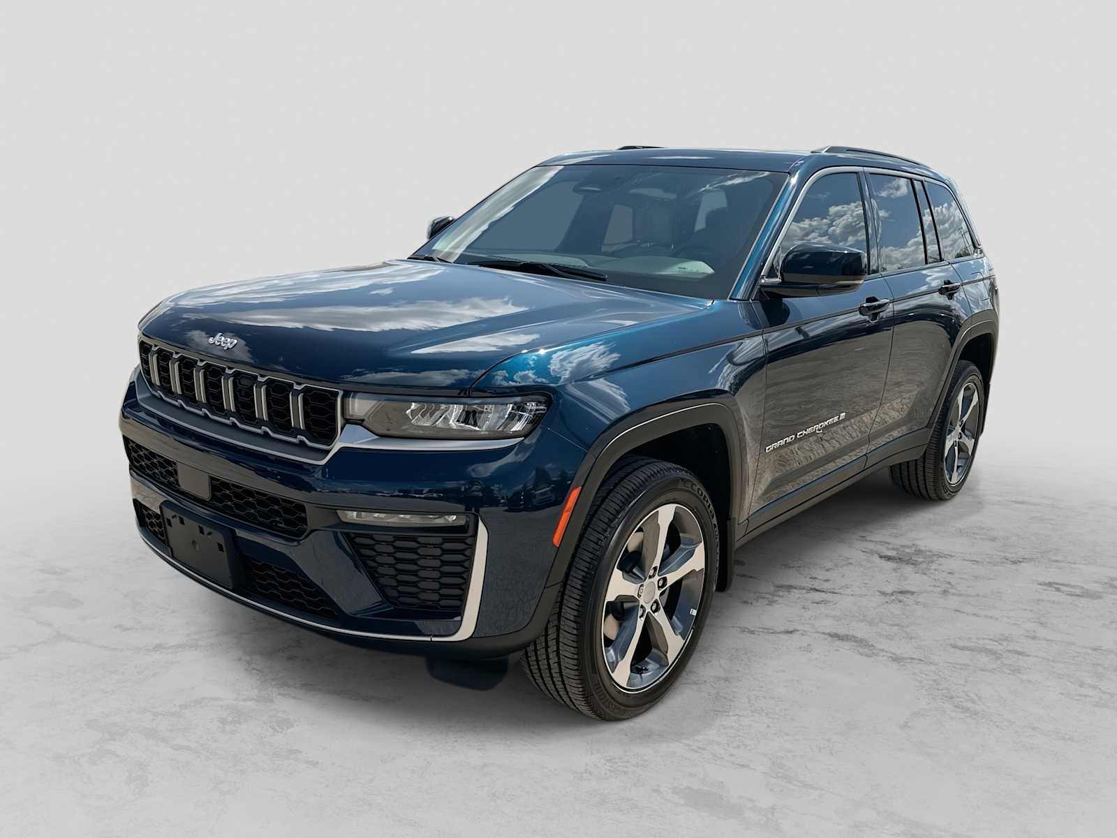 New 2026 Jeep Grand Cherokee Limited
