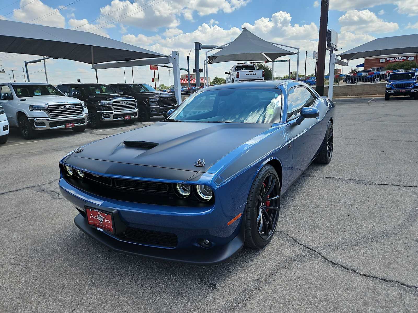 Thumbnail: 2021 Dodge Challenger - 4