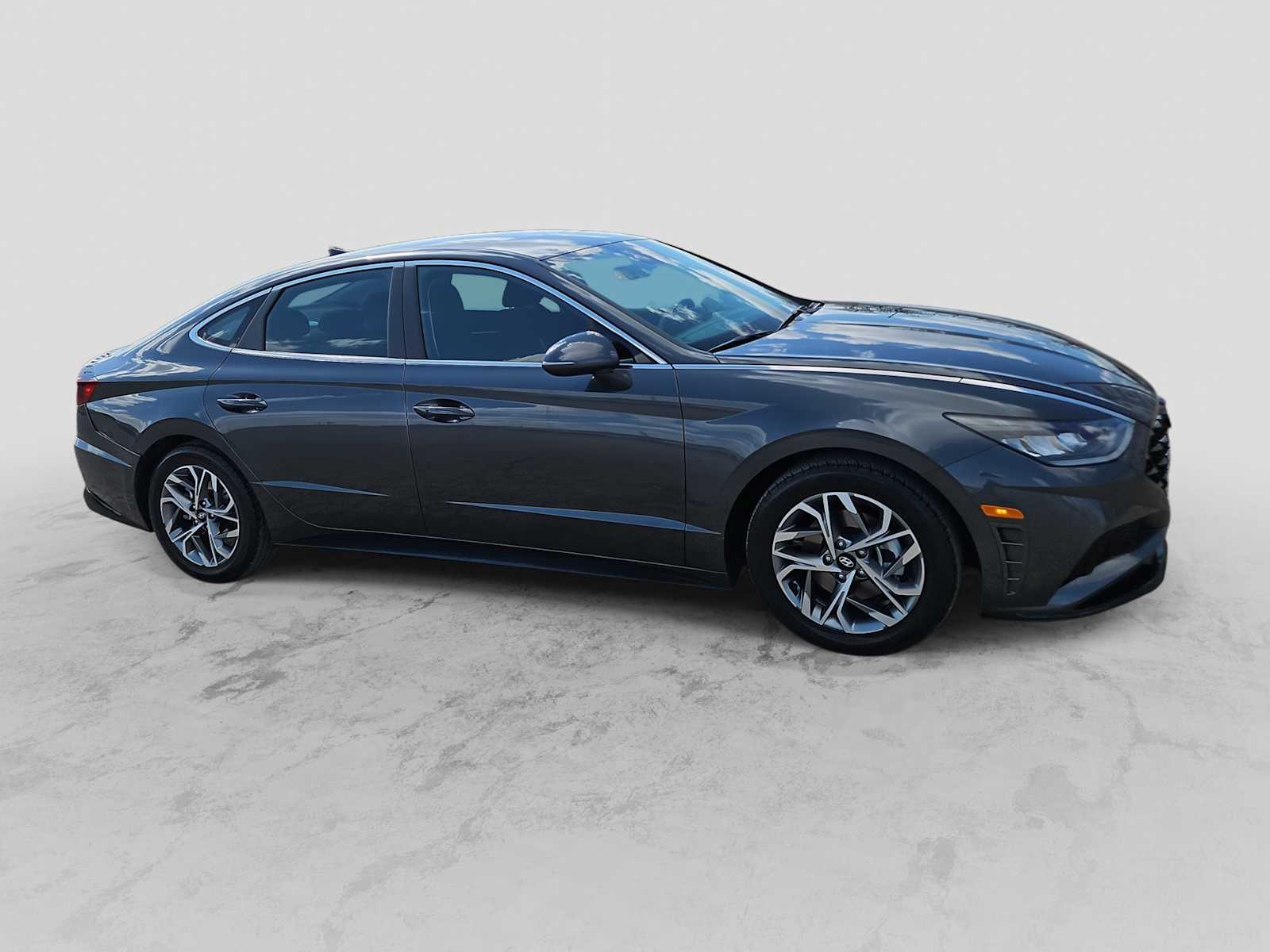 Thumbnail: 2022 Hyundai Sonata - 9