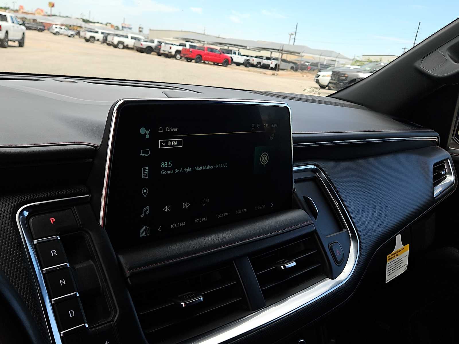 Thumbnail: 2023 Chevrolet Tahoe - 24
