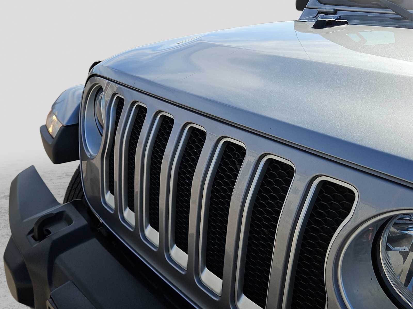 Thumbnail: 2021 Jeep Wrangler - 13