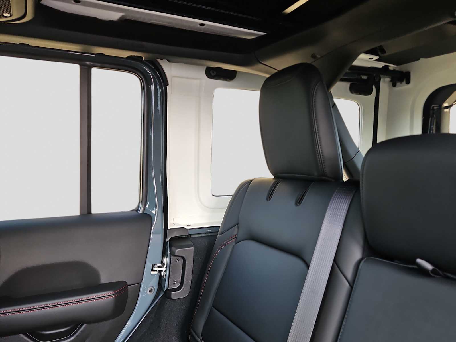 Thumbnail: 2026 Jeep Wrangler - 17