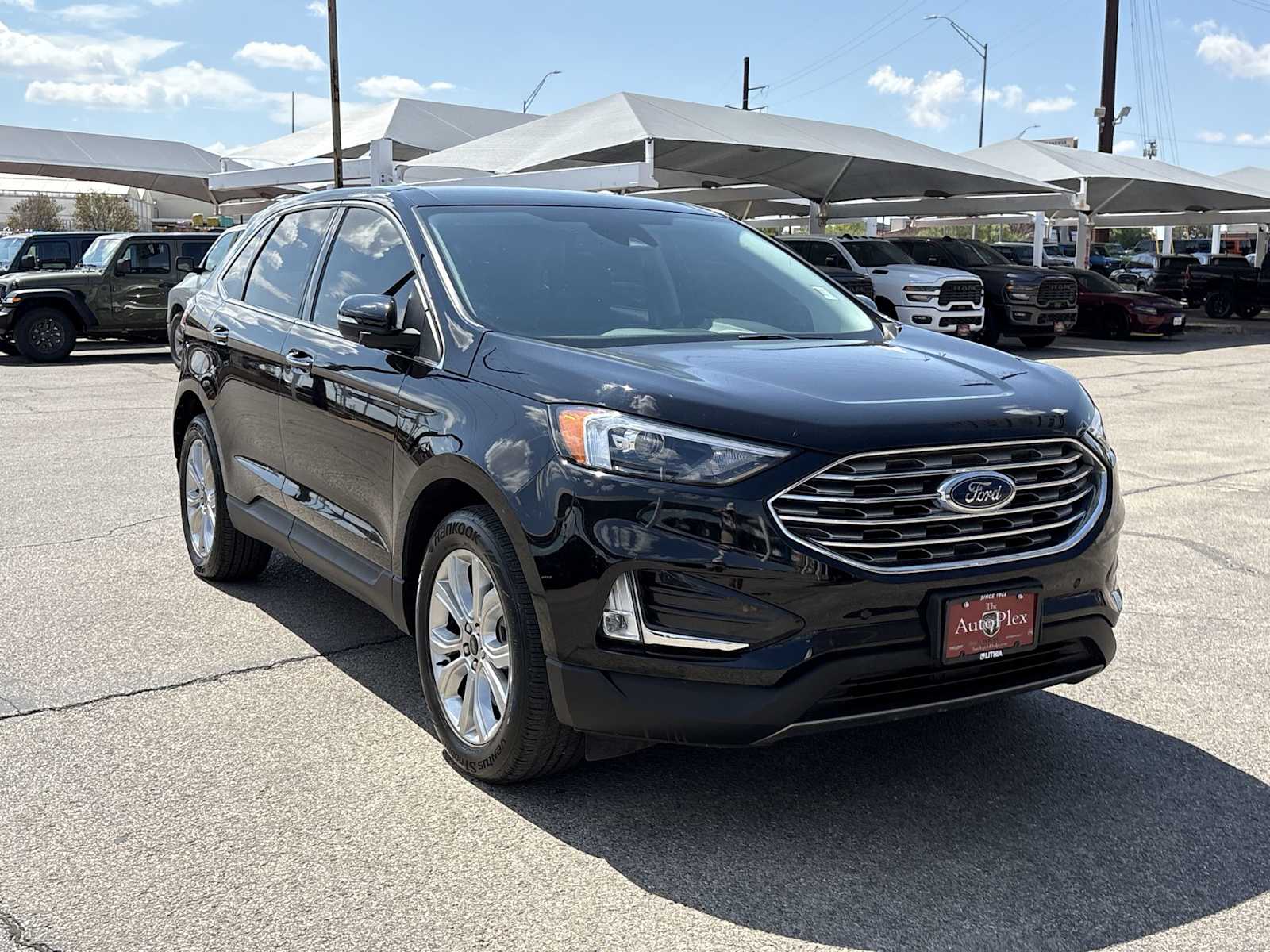 Thumbnail: 2023 Ford Edge - 2