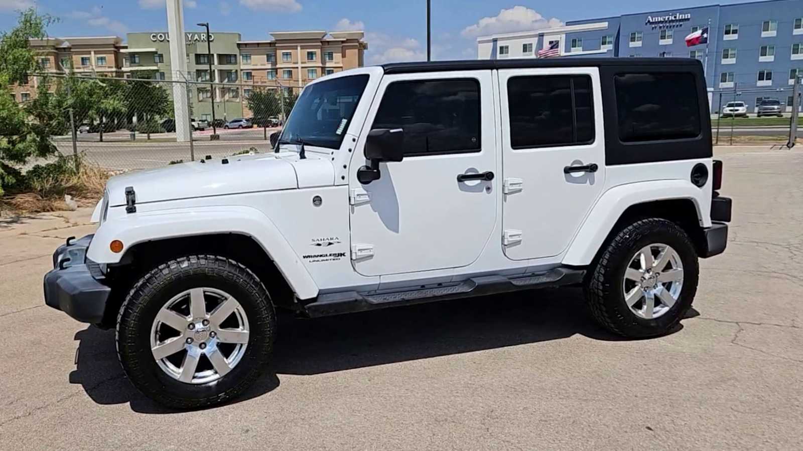 Thumbnail: 2018 Jeep Wrangler - 4