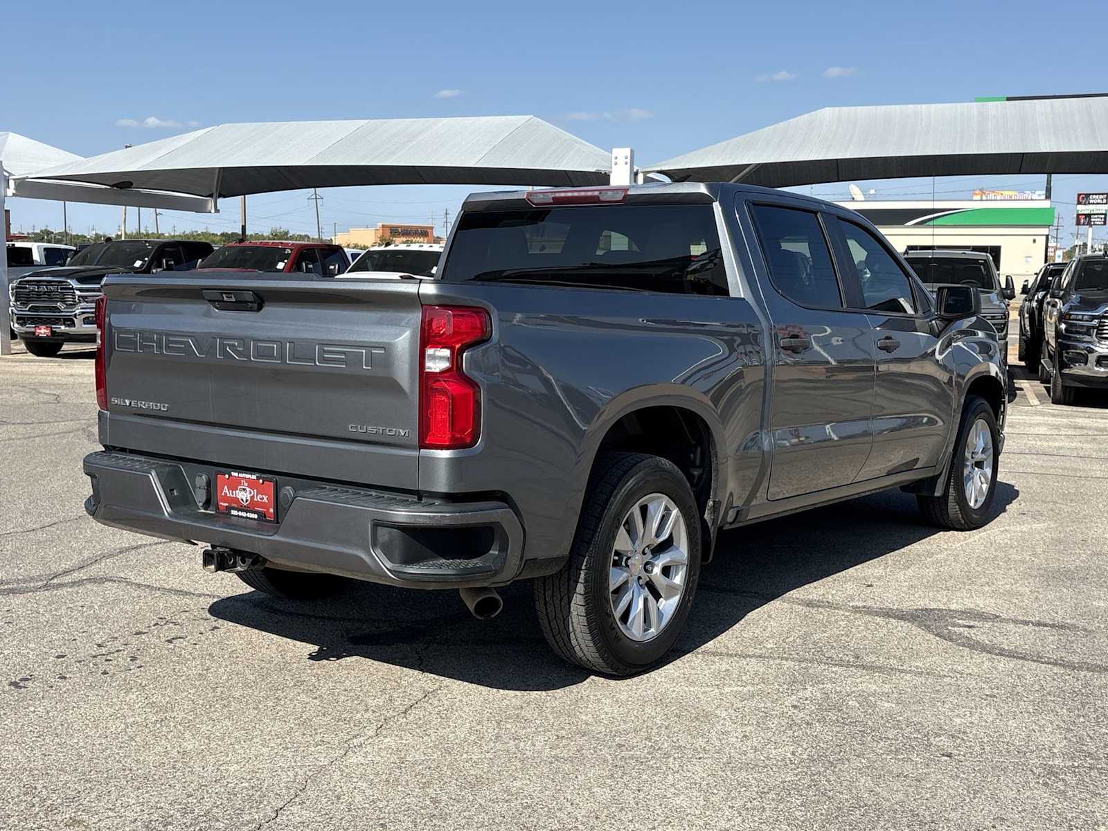 Thumbnail: 2020 Chevrolet Silverado 1500 - 8
