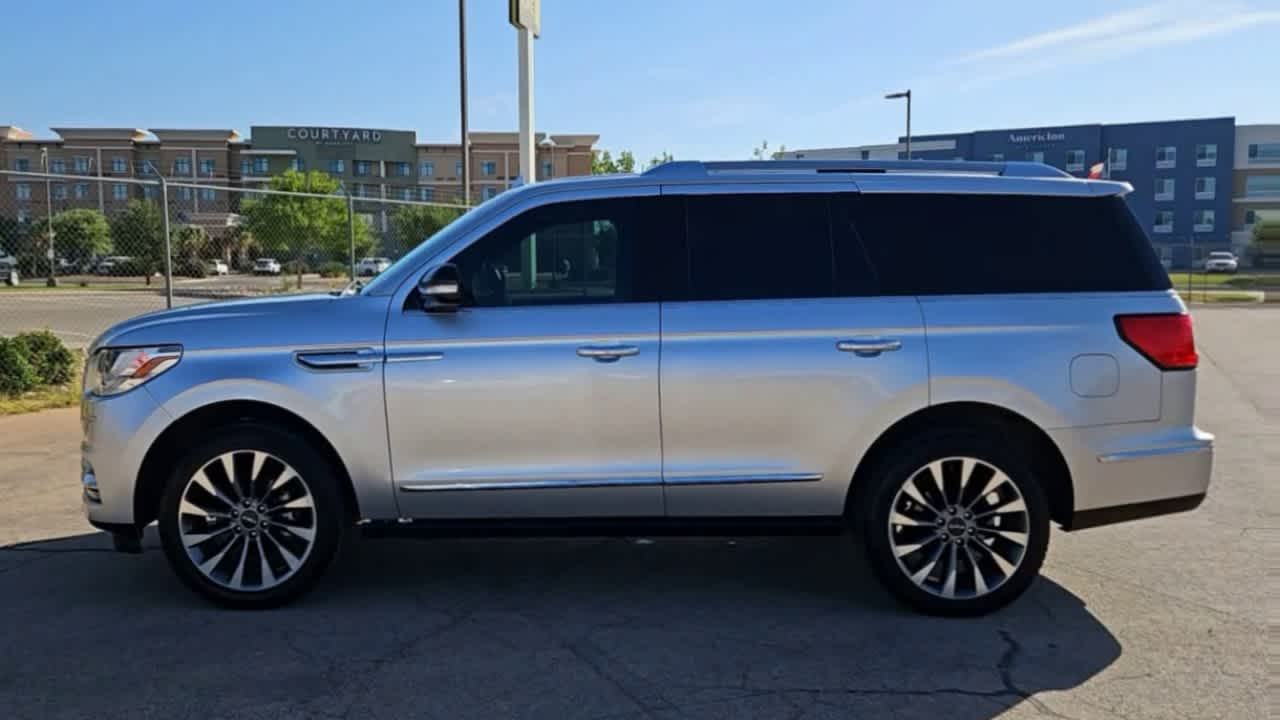 Thumbnail: 2018 Lincoln Navigator - 5