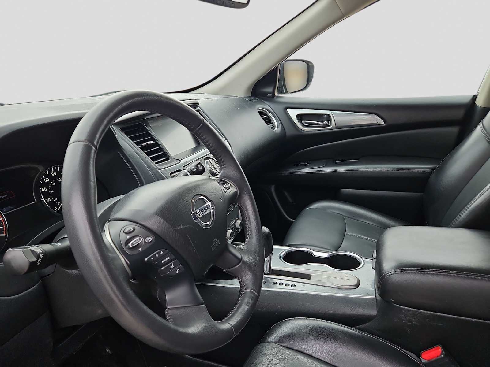 Thumbnail: 2020 Nissan Pathfinder - 10