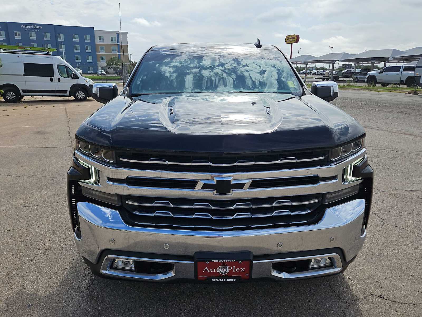 Thumbnail: 2021 Chevrolet Silverado 1500 - 14