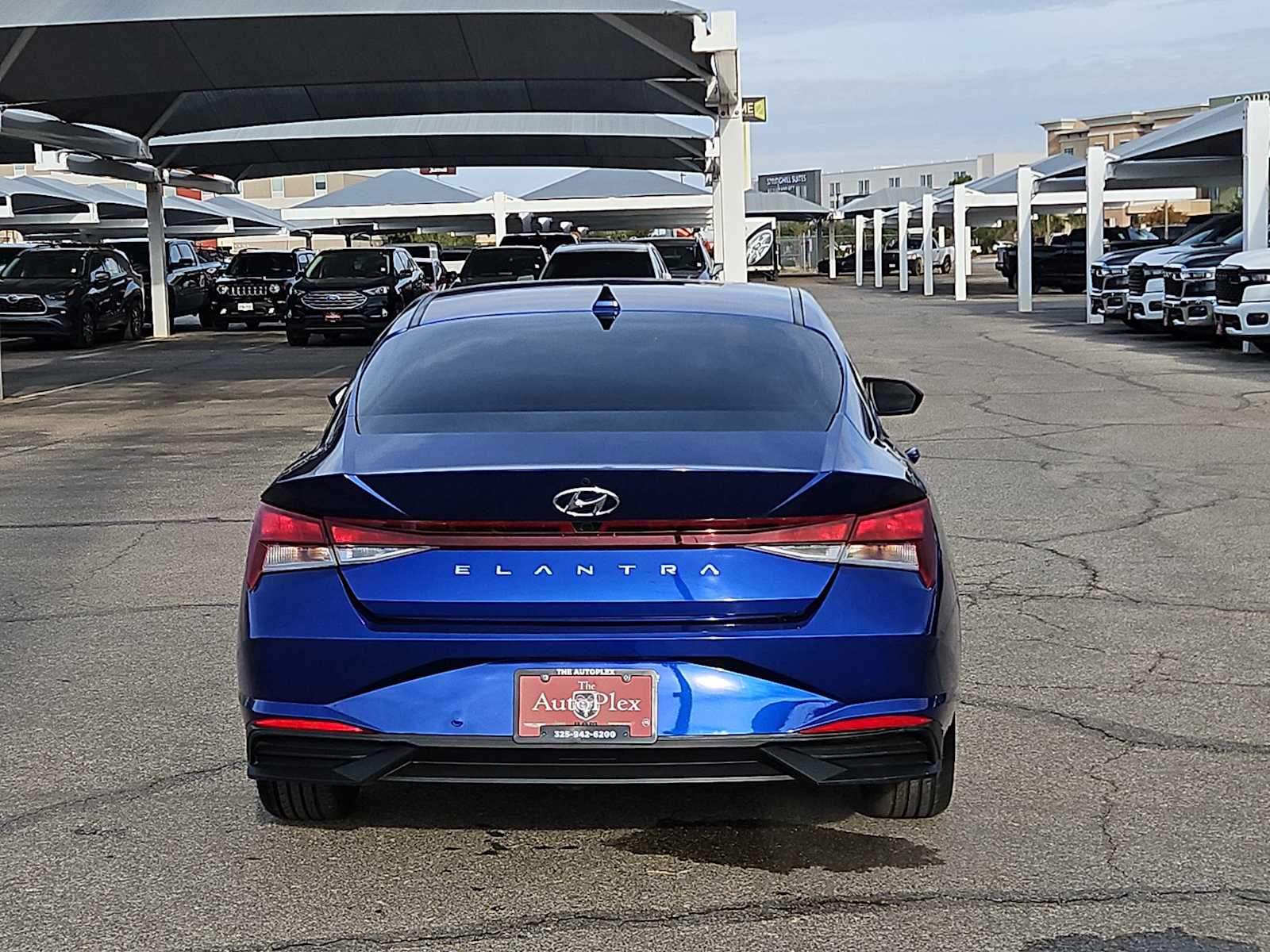 Thumbnail: 2023 Hyundai Elantra - 7