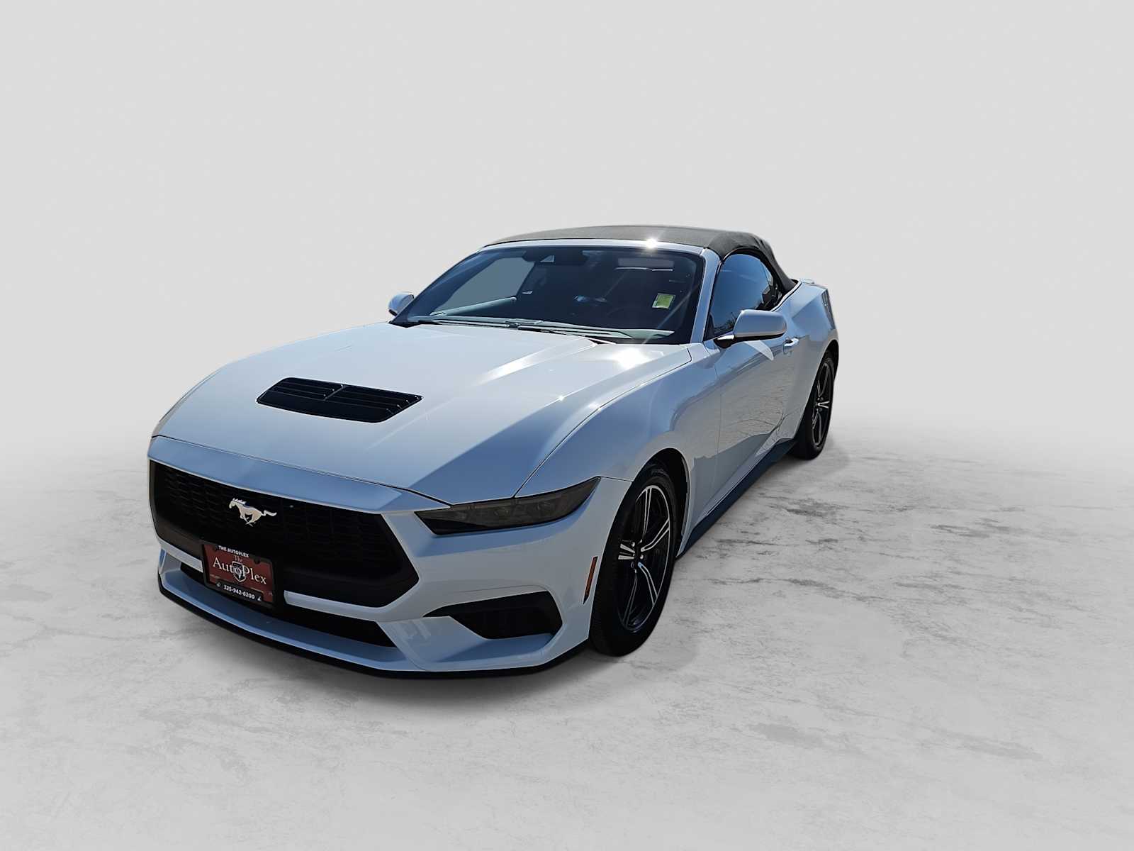 Thumbnail: 2025 Ford Mustang - 4