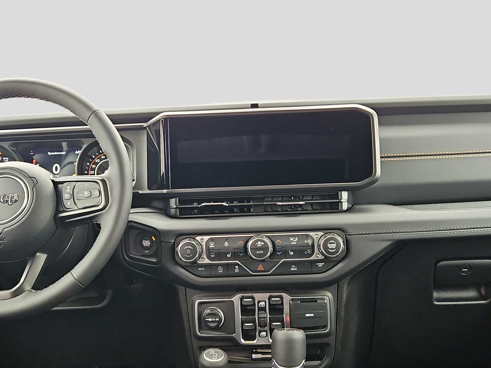 Thumbnail: 2026 Jeep Gladiator - 14