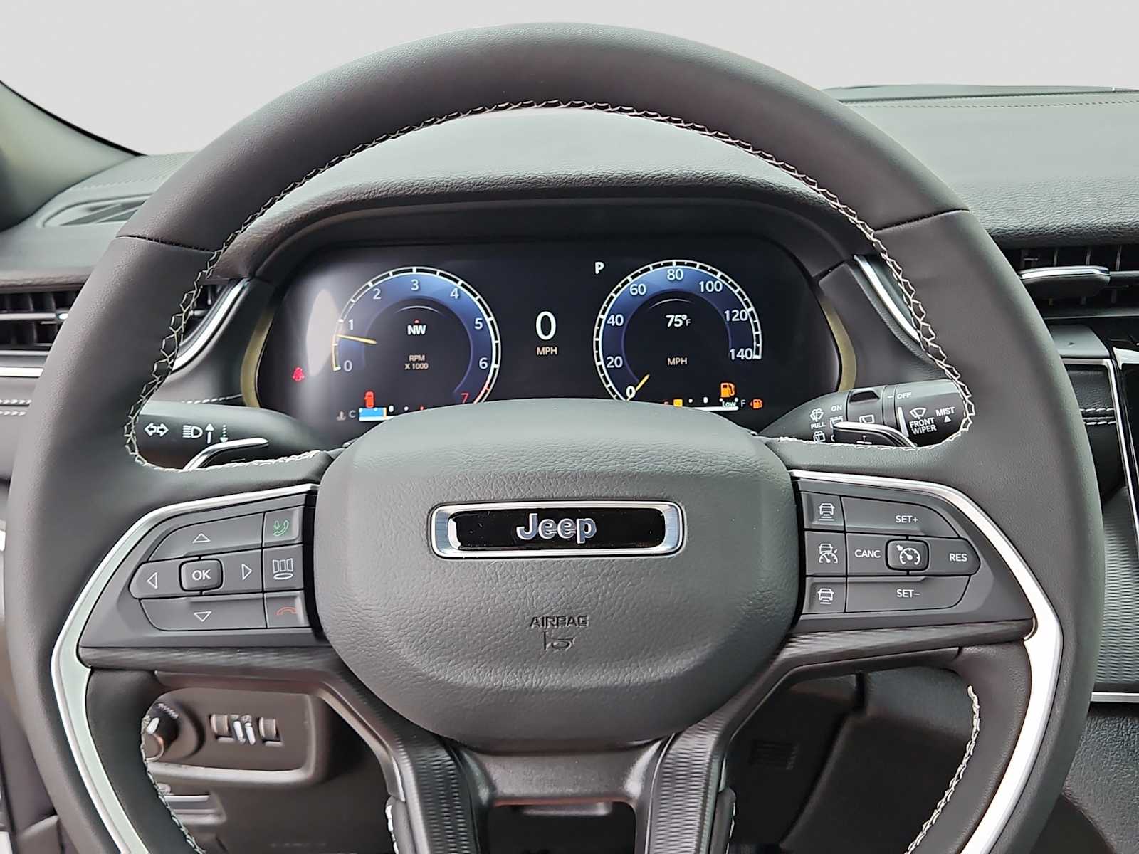 Thumbnail: 2026 Jeep Grand Cherokee L - 19