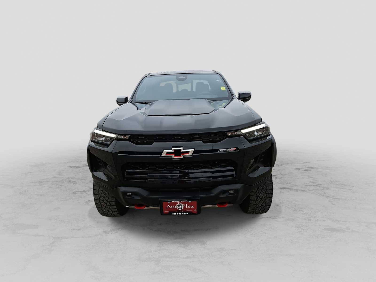 Thumbnail: 2024 Chevrolet Colorado - 3