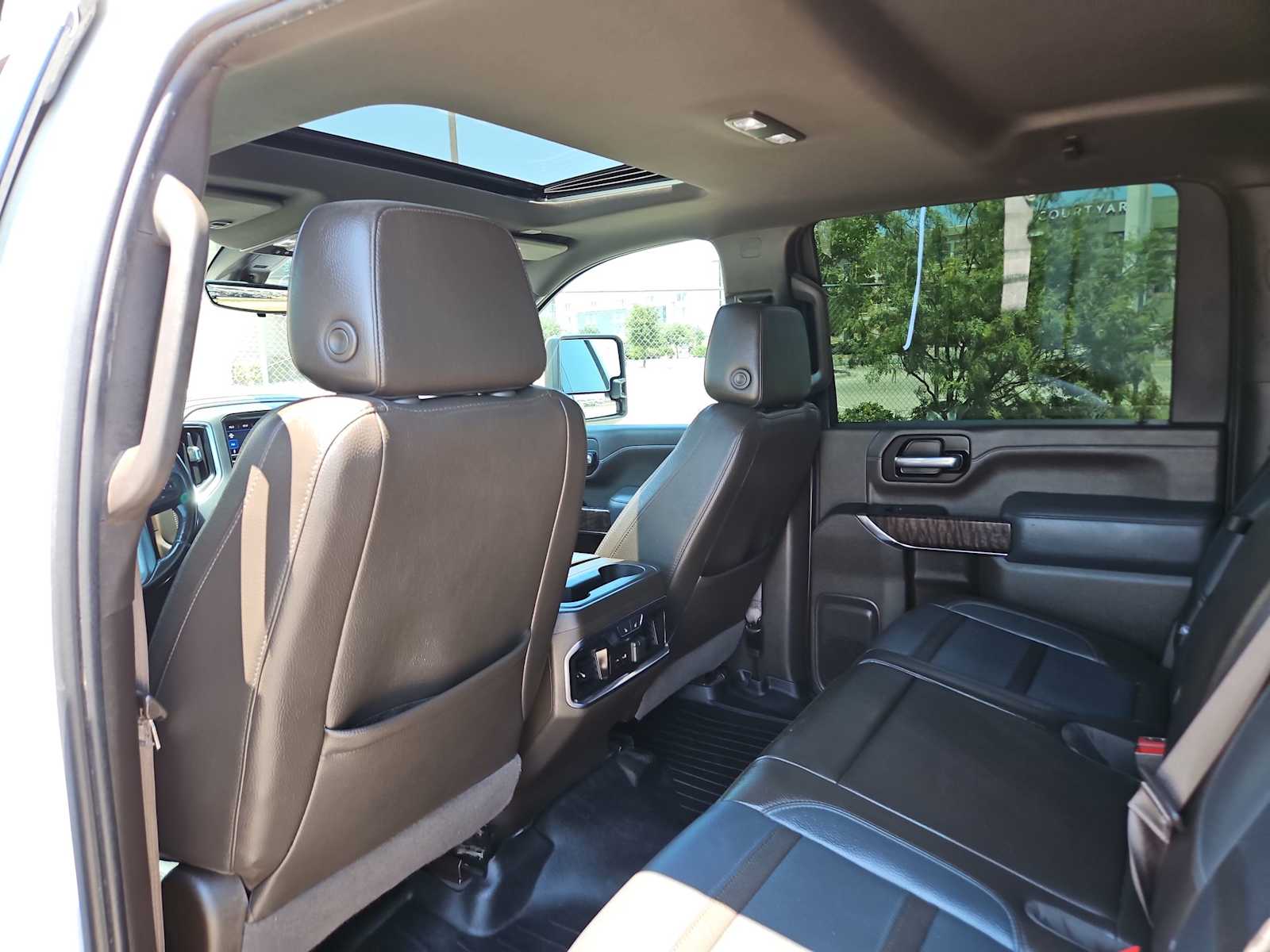 Thumbnail: 2023 GMC Sierra 2500 - 18