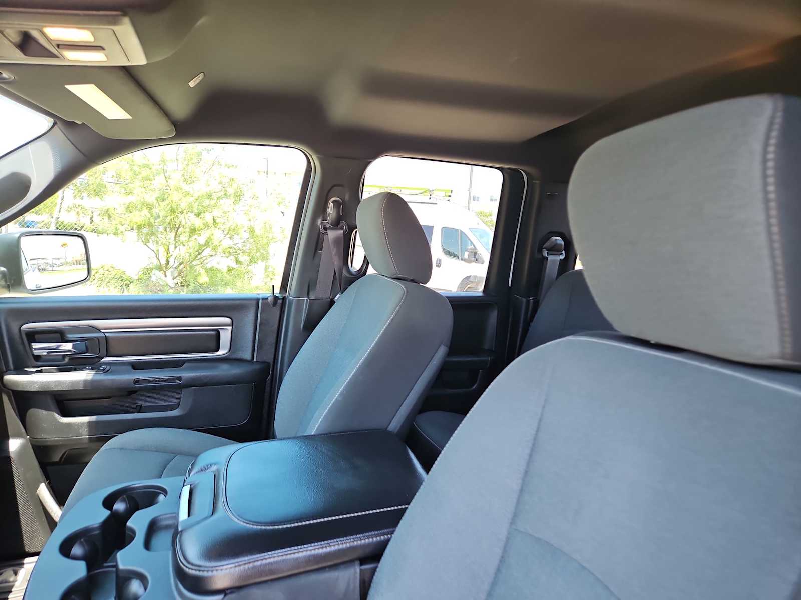 Thumbnail: 2021 RAM 1500 Classic - 22